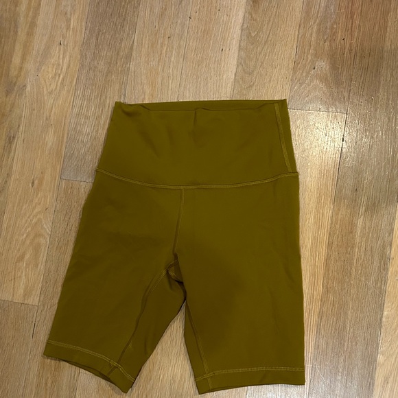 Lululemon biker shorts! - Picture 1 of 3